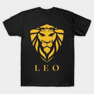 leo astrology T-Shirt